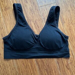 Black Wireless Bra